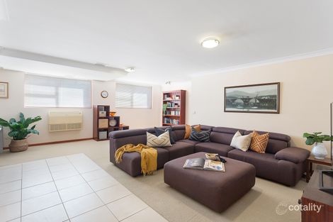 Property photo of 19 Kanahooka Road Kanahooka NSW 2530