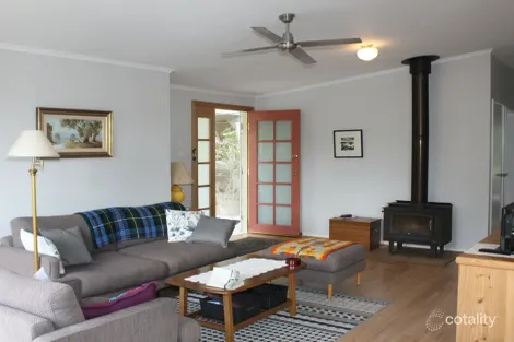 Property photo of 1 Robinson Avenue Glen Innes NSW 2370