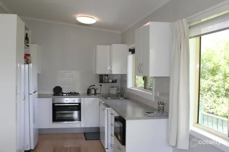 Property photo of 1 Robinson Avenue Glen Innes NSW 2370