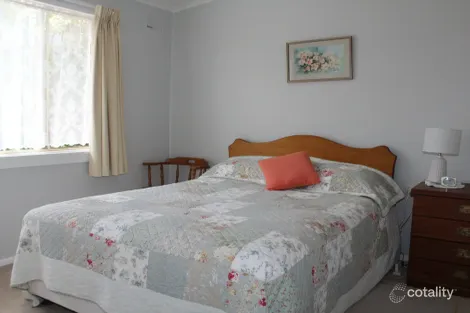 Property photo of 1 Robinson Avenue Glen Innes NSW 2370