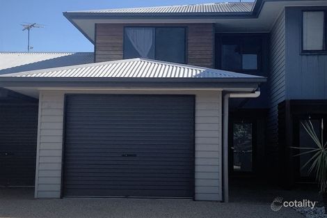 Property photo of 2/70 Long Street Emerald QLD 4720