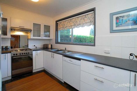 10 Lloyd St, Knoxfield, VIC 3180