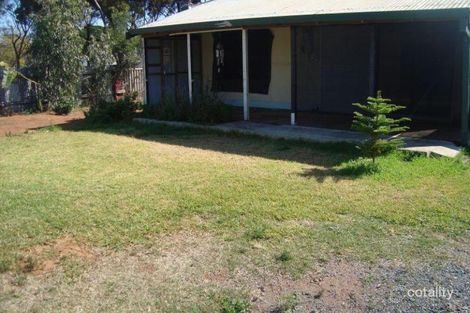 Property photo of 15 Downing Street Norseman WA 6443