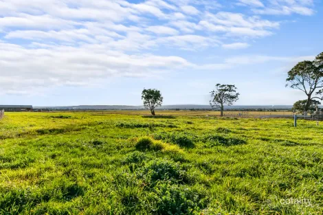 Property photo of 37 Baldwin Road Traralgon VIC 3844