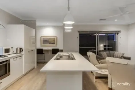 Property photo of 11 Scripta Way Jindalee WA 6036