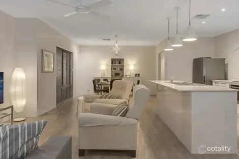 Property photo of 11 Scripta Way Jindalee WA 6036