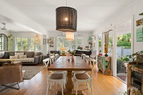 Property photo of 175 Ocean Parade Burleigh Heads QLD 4220