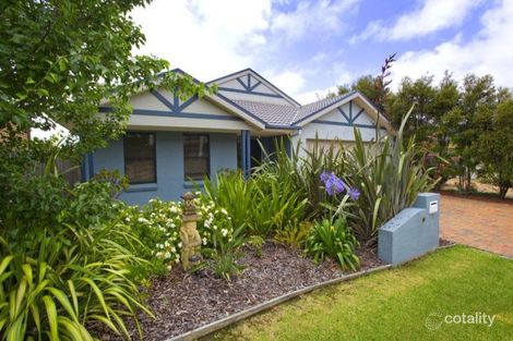 Property photo of 7 Peppermint Circuit Woonona NSW 2517