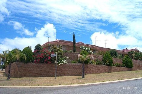 75 Oaklands Ave, Halls Head, WA 6210