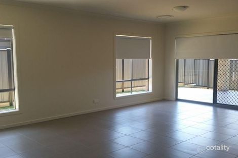 Property photo of 9 Gardner Terrace Craigieburn VIC 3064