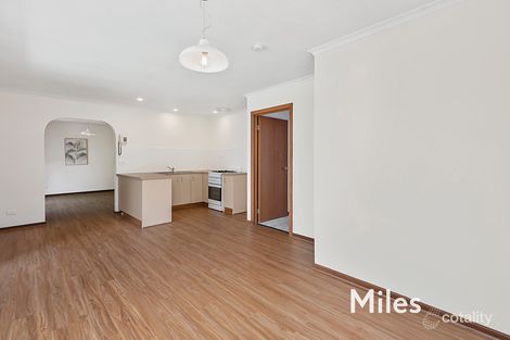 Property photo of 19 Braid Hill Road Macleod VIC 3085