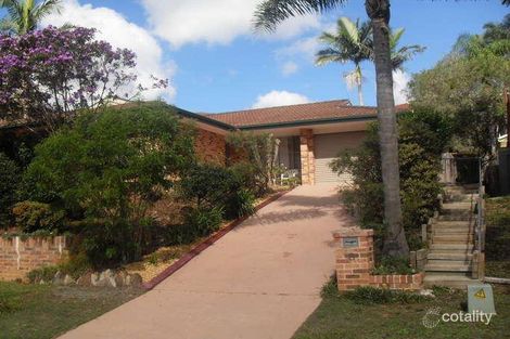 8 White Cedar Cl, Green Point, NSW 2251