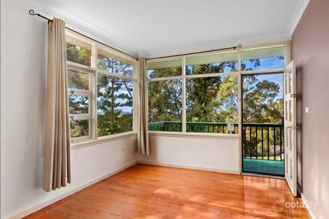 Property photo of 21 Cresting Avenue Corrimal NSW 2518