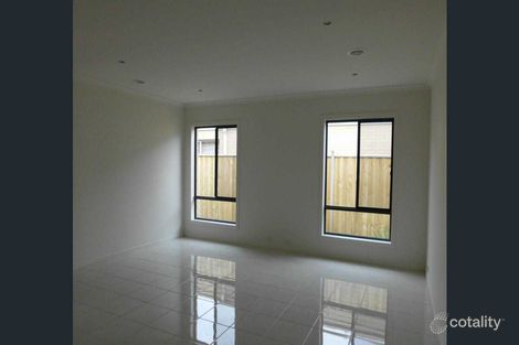 Property photo of 135 Boland Drive Lyndhurst VIC 3975