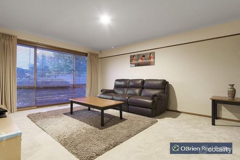 Property photo of 18 Kilfera Court Narre Warren VIC 3805