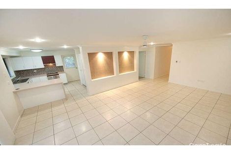 Property photo of 8/269 Richardson Road Kawana QLD 4701