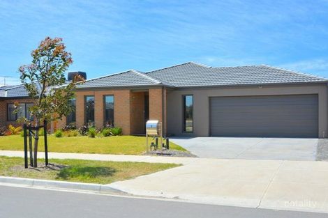 9 Albion Cres, Mickleham, VIC 3064