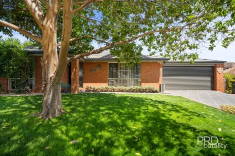 33 Kirrang Ave, Glenfield Park, NSW 2650