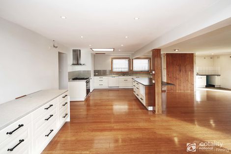 Property photo of 13 Highview Avenue Cranbourne VIC 3977