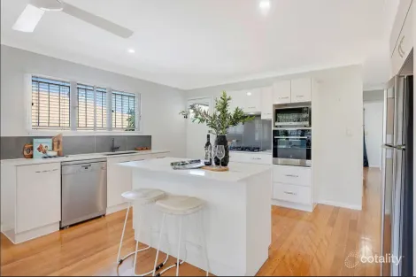 Property photo of 70 Harding Street Hendra QLD 4011