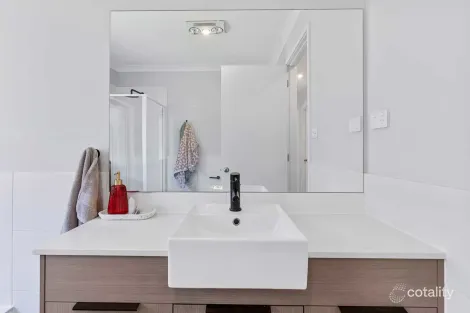 Property photo of 2 Macquarie Drive Burrill Lake NSW 2539