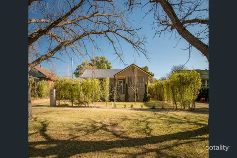 14 Bundeela St, Narrabundah, ACT 2604