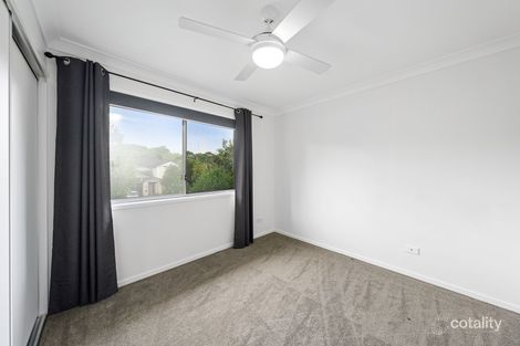 Property photo of 6 Shaw Place Redland Bay QLD 4165