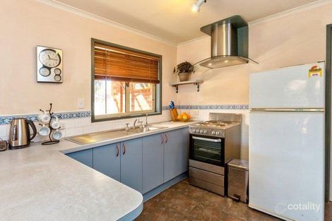 Property photo of 21 Howqua Circuit West Wodonga VIC 3690