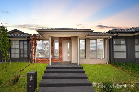 Property photo of 11 Kilford Walk Wyndham Vale VIC 3024