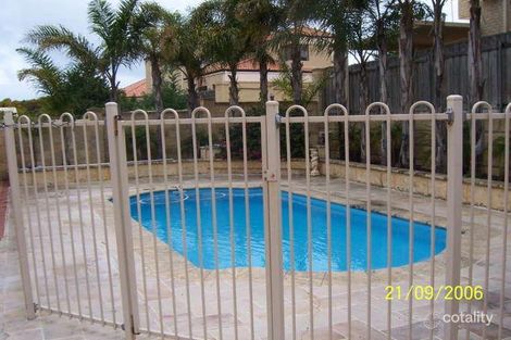 Property photo of 148 Broadbeach Boulevard Hillarys WA 6025