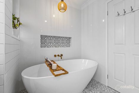 Property photo of 19 Vancouver Drive Robina QLD 4226