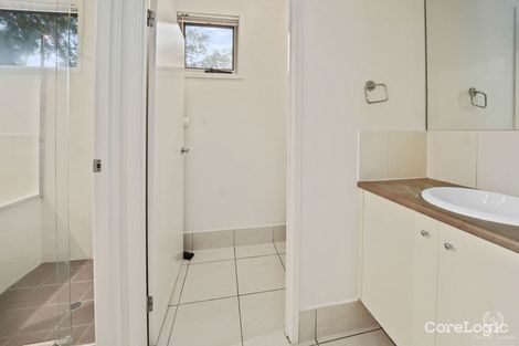 Property photo of 8 Elm Place Heathwood QLD 4110