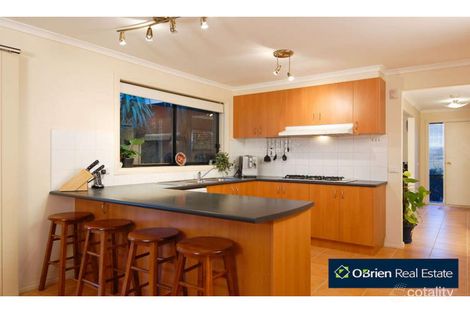Property photo of 23 Kinsale View Berwick VIC 3806