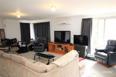 Property photo of 7 Nicolls Drive Warrnambool VIC 3280