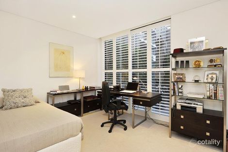 Property photo of 4/55 Chaucer Crescent Canterbury VIC 3126