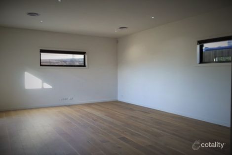 Property photo of 5/12 Lamart Street Strathmore VIC 3041