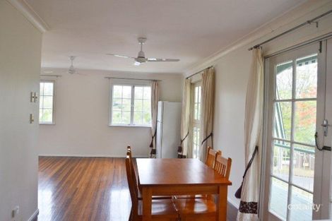 Property photo of 7 Rialanna Street Kenmore QLD 4069