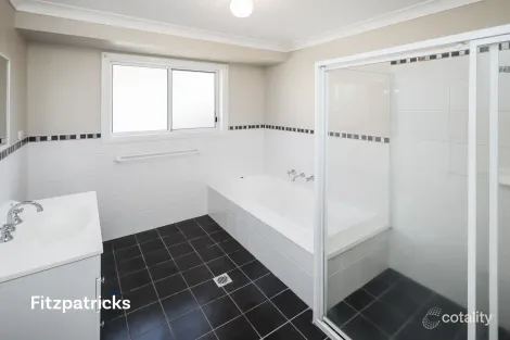 Property photo of 2 Wilton Street Bourkelands NSW 2650