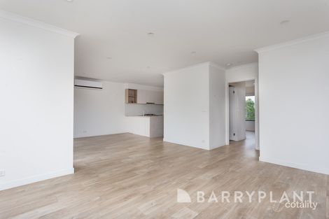 Property photo of 25/47 Waterhaven Boulevard Point Cook VIC 3030