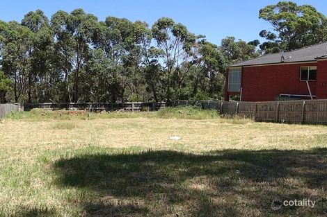 24 BLUE RANGE CRES, LYNBROOK, VIC 3975