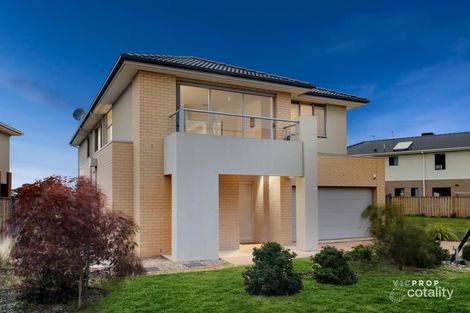 Property photo of 10 Seabreezer Place Point Cook VIC 3030