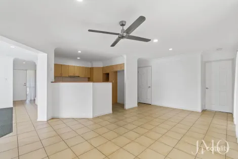 Property photo of 37 Gawain Drive Ormeau QLD 4208