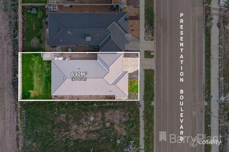 Property photo of 67 Presentation Boulevard Winter Valley VIC 3358
