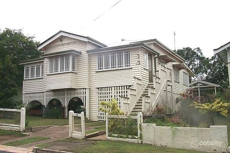 17 Travill St, Newmarket, QLD 4051