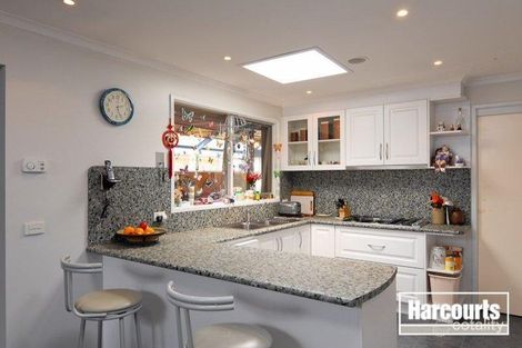 Property photo of 8 Van Haaster Grove Skye VIC 3977