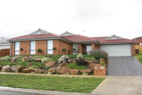 25 Cedarwood Cres, Berwick, VIC 3806