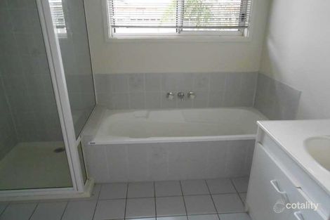 Property photo of 84 Equestrian Drive Yamanto QLD 4305