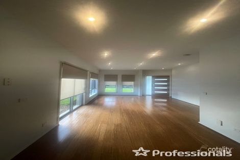 Property photo of 1/12 Chivers Avenue Glen Waverley VIC 3150