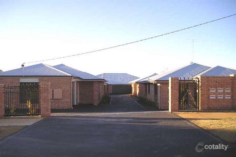 2/237 South St, South Toowoomba, QLD 4350