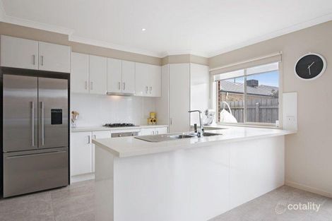 Property photo of 3/12-14 Rosslare Place Cranbourne VIC 3977